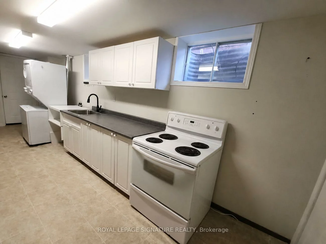 304, Orsi, Bradford, Bradford West Gwillimbury