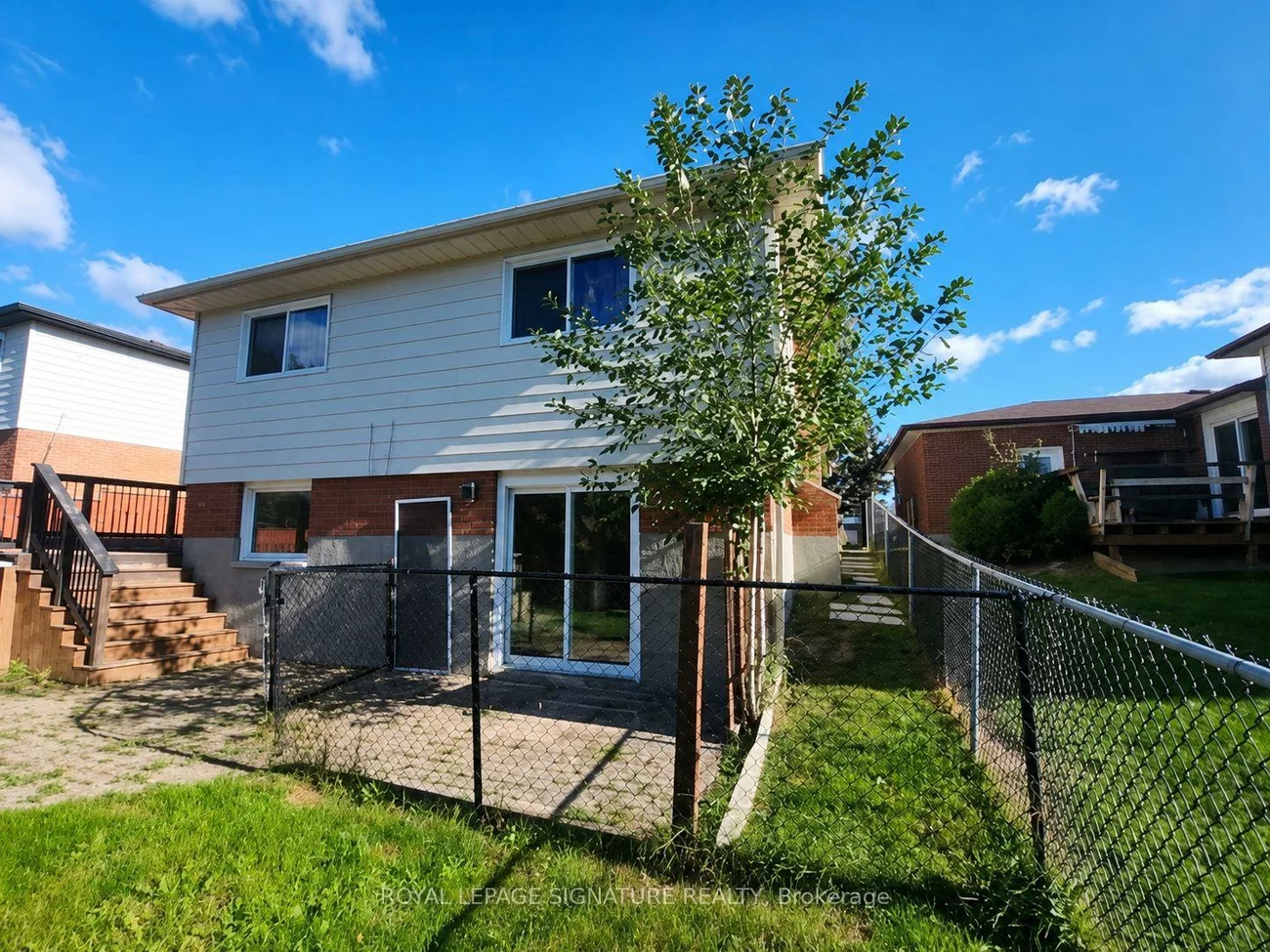 304, Orsi, Bradford, Bradford West Gwillimbury