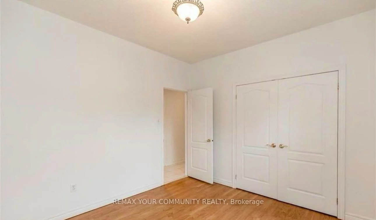 72, Depeuter, Bradford, Bradford West Gwillimbury