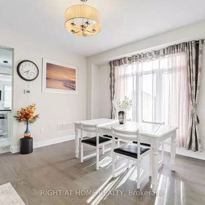 70, Westlake, Bradford, Bradford West Gwillimbury