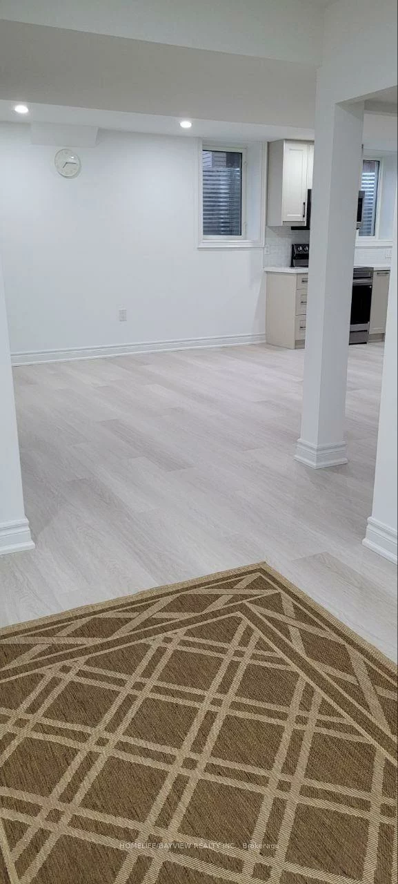22, Hodgson, Bradford, Bradford West Gwillimbury