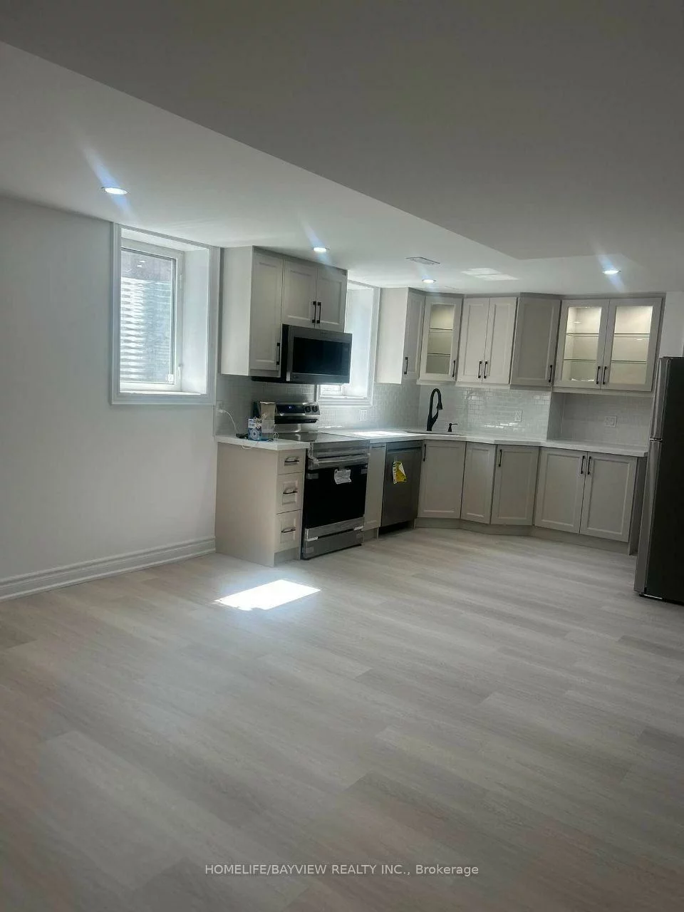 22, Hodgson, Bradford, Bradford West Gwillimbury