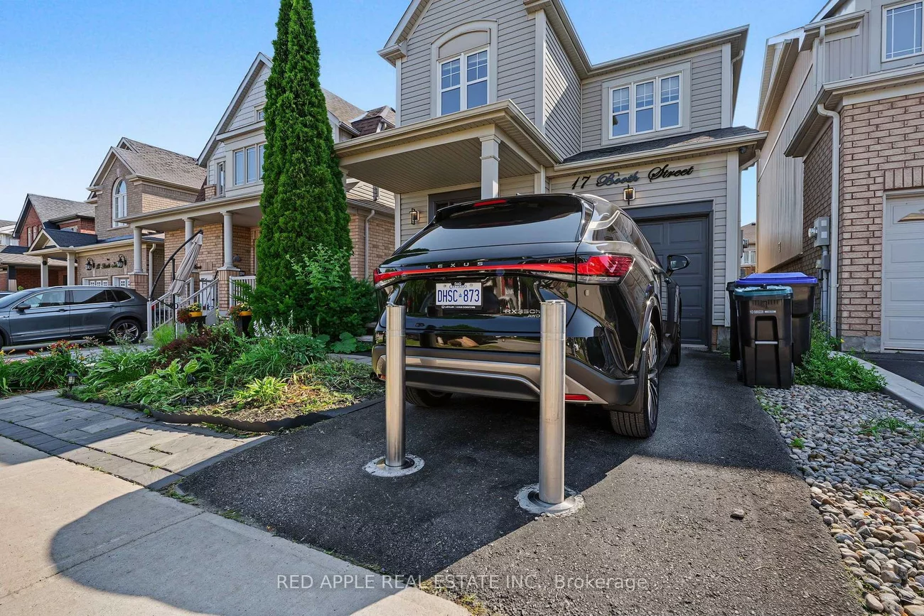 17, Booth, Bradford, Bradford West Gwillimbury