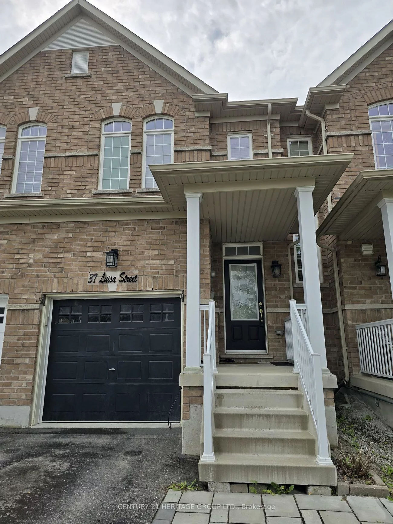 37, Luisa, Bradford, Bradford West Gwillimbury