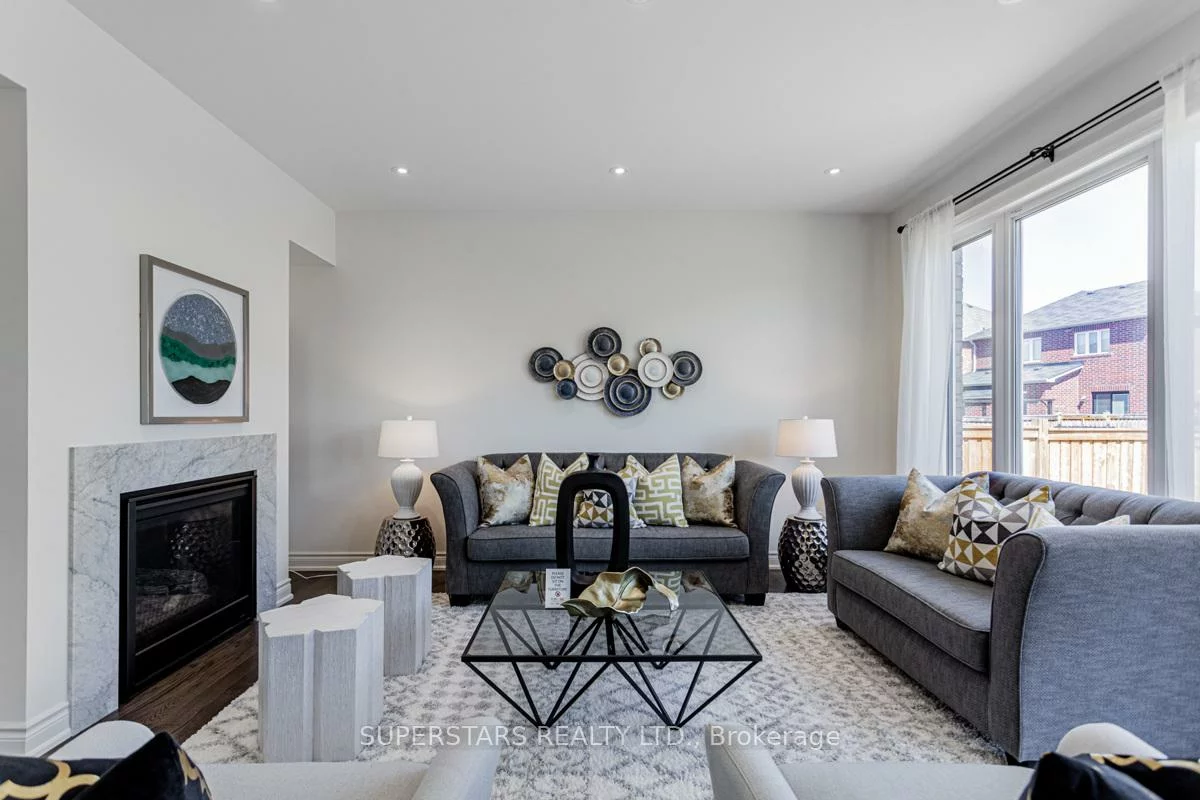 11, Empire, Bradford, Bradford West Gwillimbury