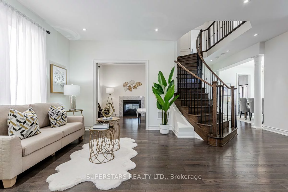 11, Empire, Bradford, Bradford West Gwillimbury