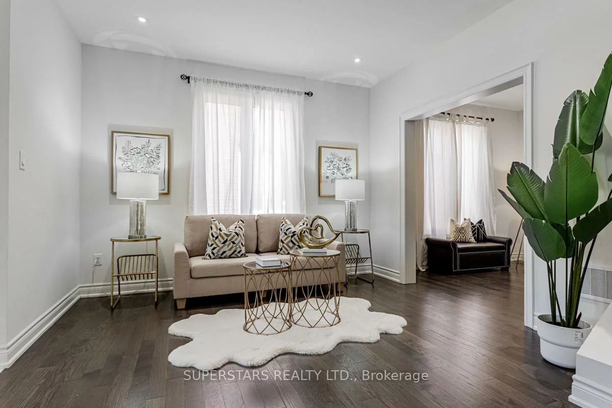 11, Empire, Bradford, Bradford West Gwillimbury