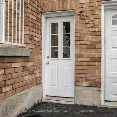 203, John, Bradford, Bradford West Gwillimbury