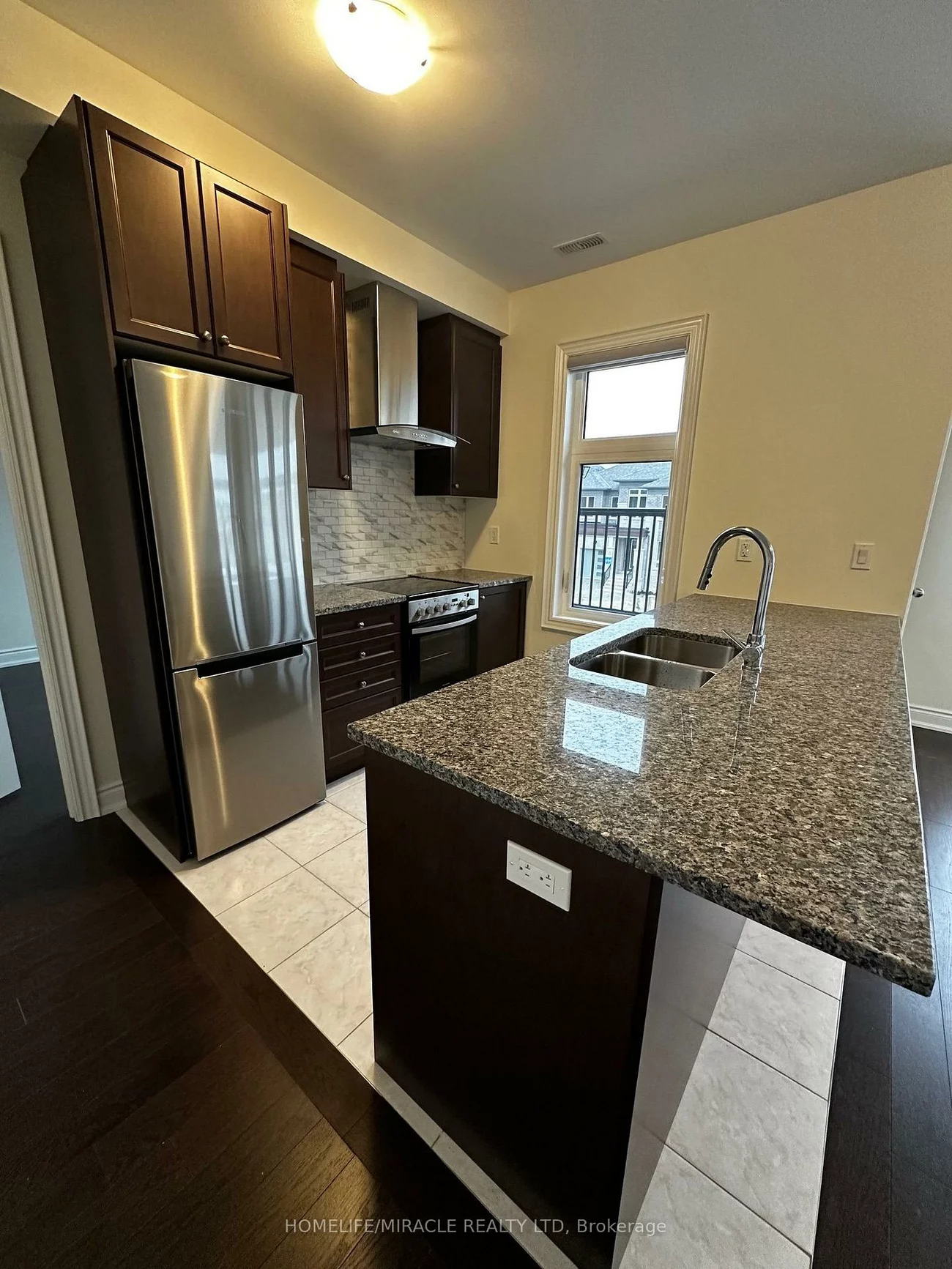 33, Rowe, Bond Head, Bradford West Gwillimbury