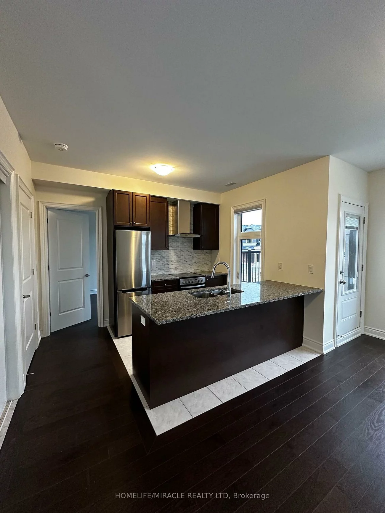 33, Rowe, Bond Head, Bradford West Gwillimbury