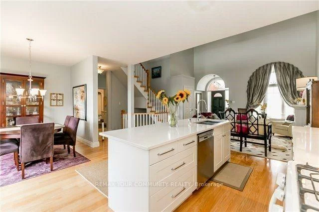 57, Metcalfe, Bradford, Bradford West Gwillimbury