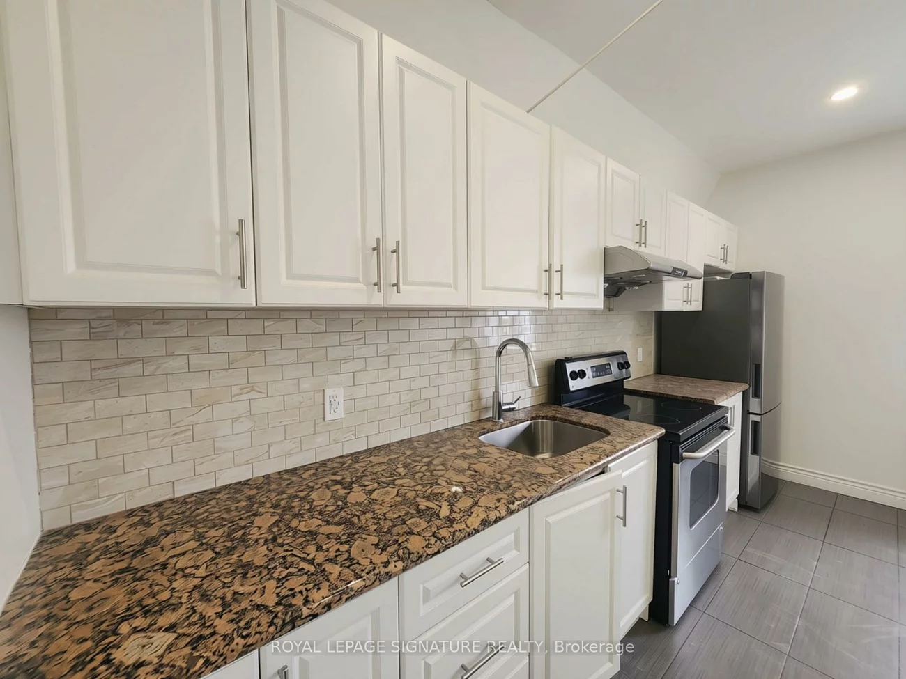 15, Barrie, Bradford, Bradford West Gwillimbury
