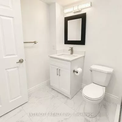7, Empire, Bradford, Bradford West Gwillimbury