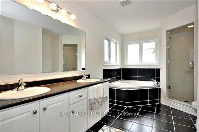 253, Rutherford, Bradford, Bradford West Gwillimbury