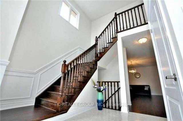 253, Rutherford, Bradford, Bradford West Gwillimbury