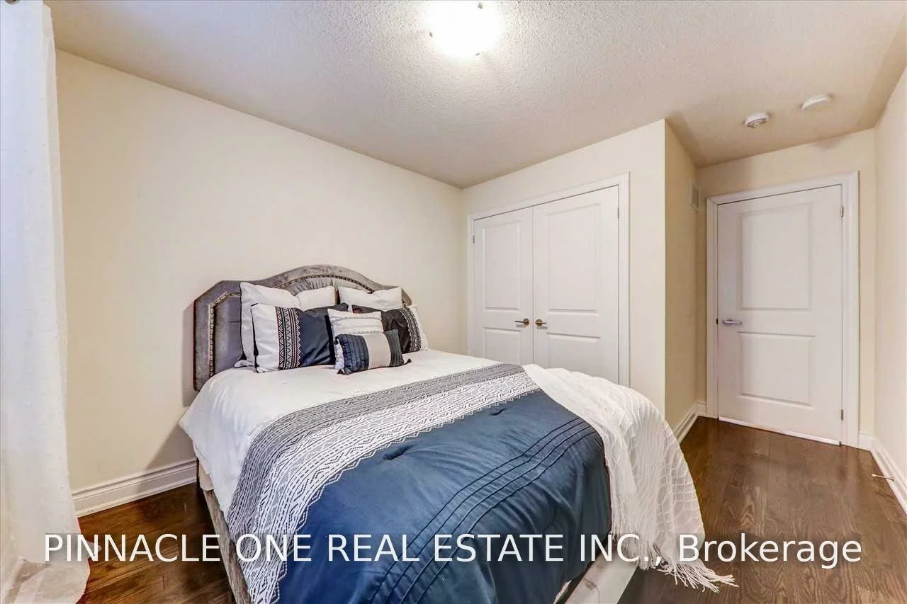 62, Hodgson, Bradford, Bradford West Gwillimbury