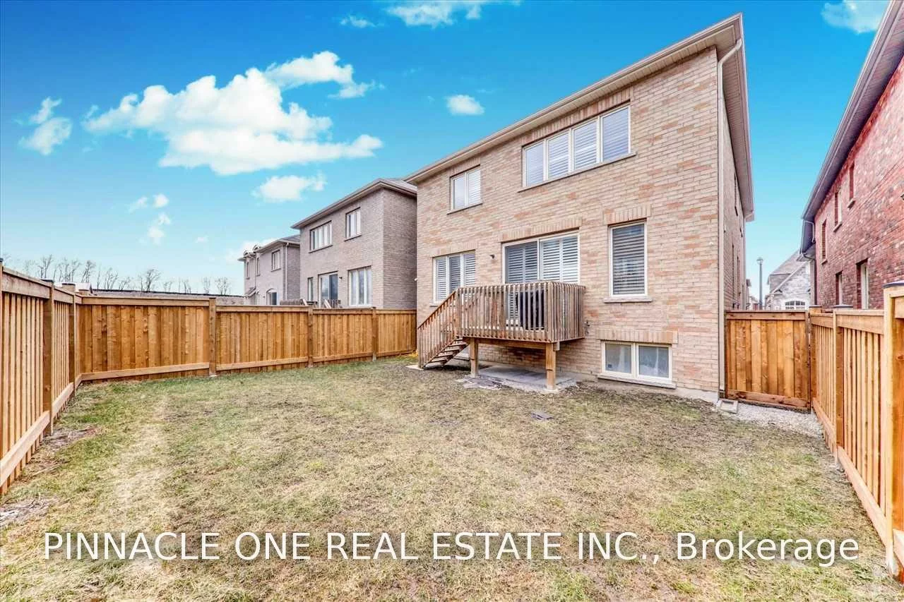62, Hodgson, Bradford, Bradford West Gwillimbury