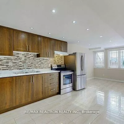 179, Armstrong, Bradford, Bradford West Gwillimbury