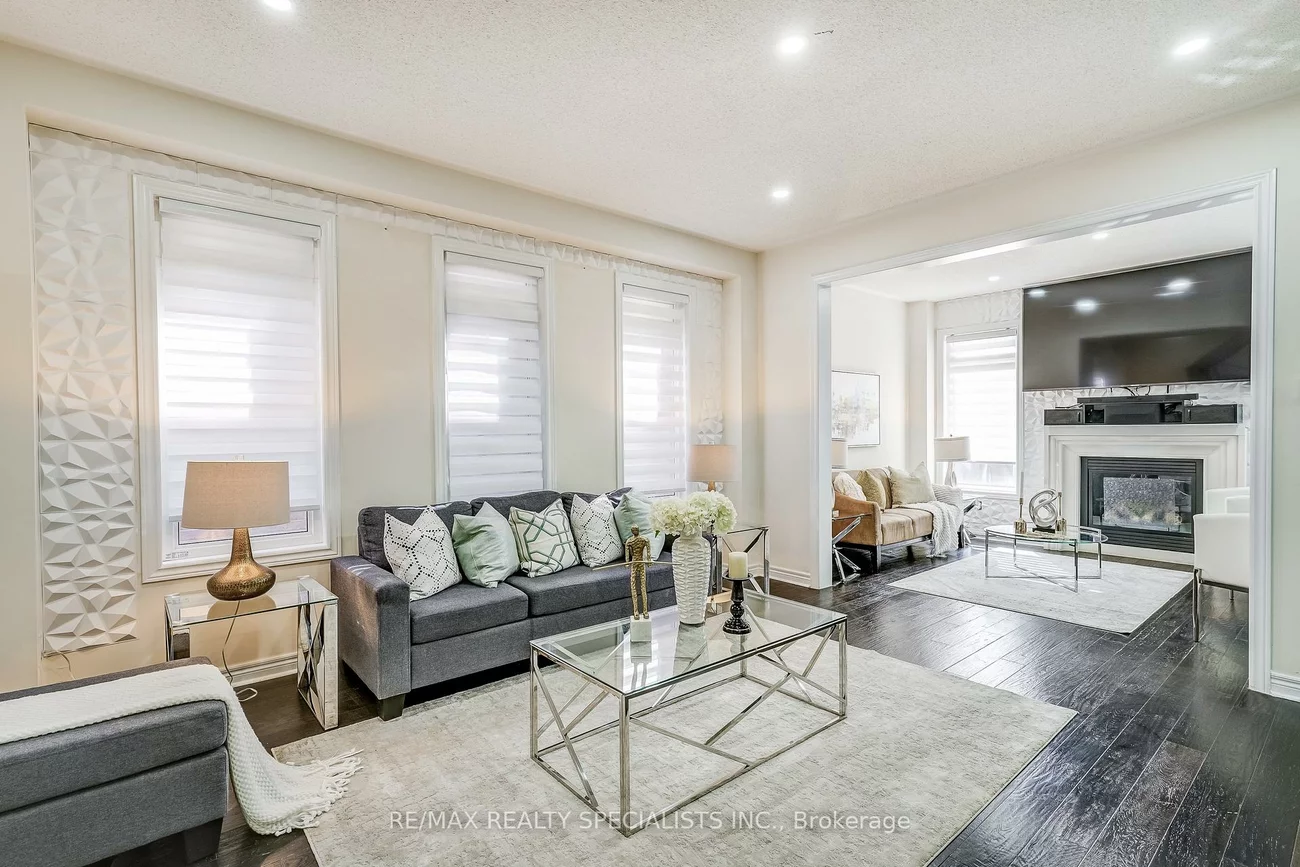 18, Rogers, Bradford, Bradford West Gwillimbury
