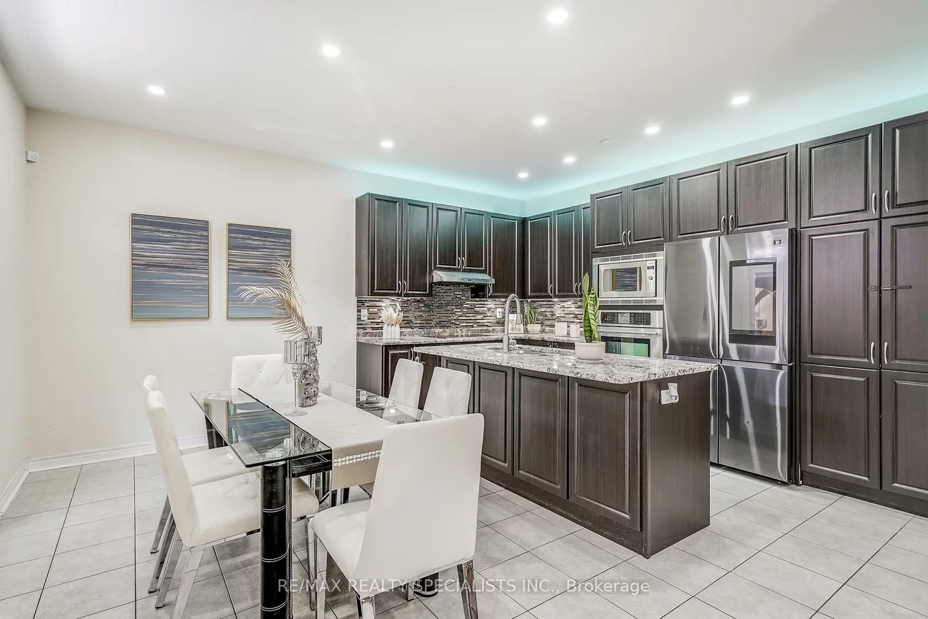 18, Rogers, Bradford, Bradford West Gwillimbury