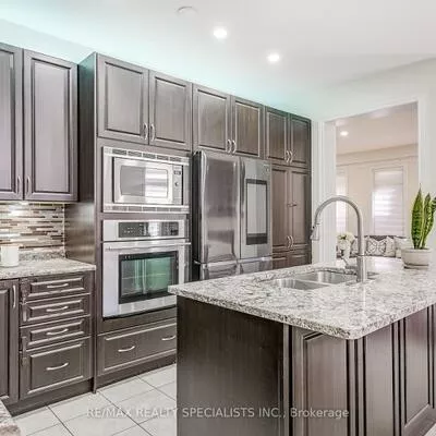 18, Rogers, Bradford, Bradford West Gwillimbury
