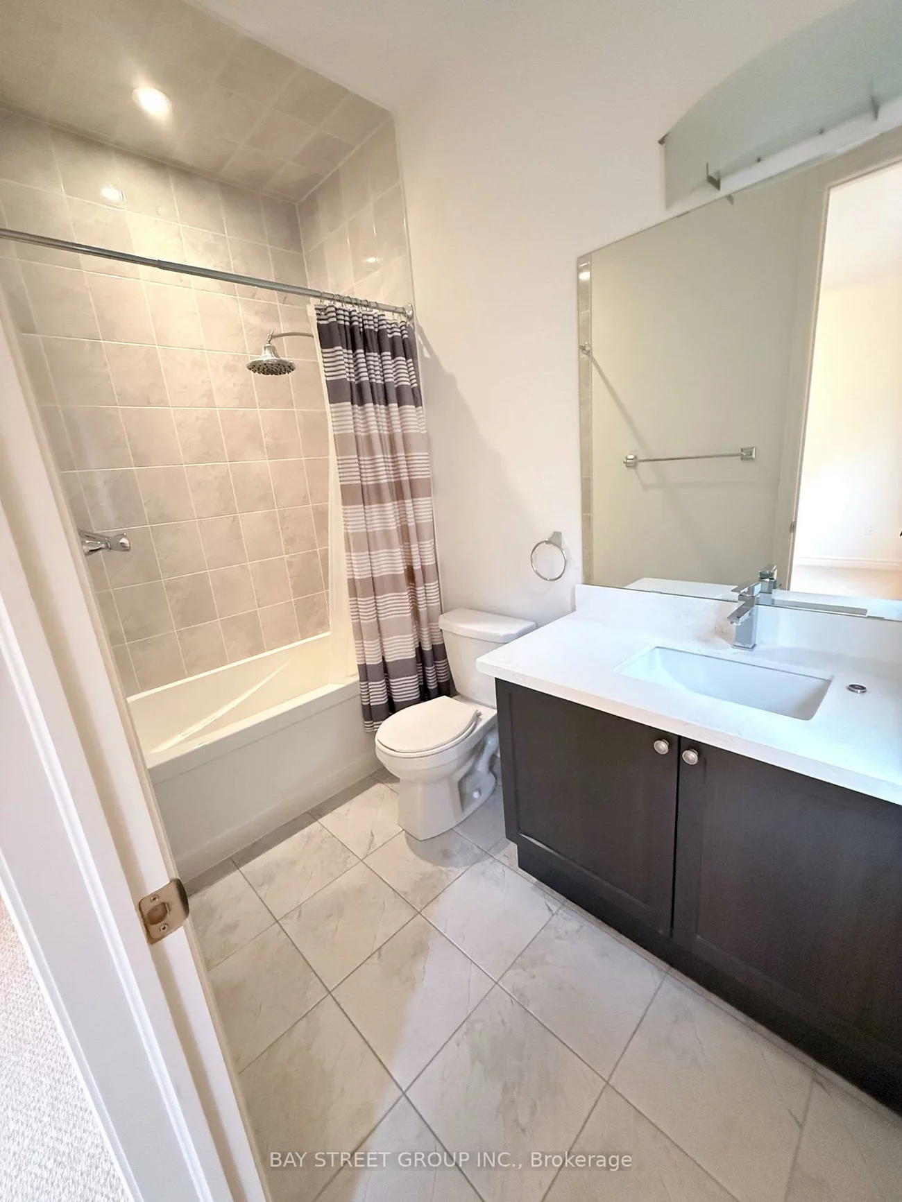 69, Tupling, Bradford, Bradford West Gwillimbury