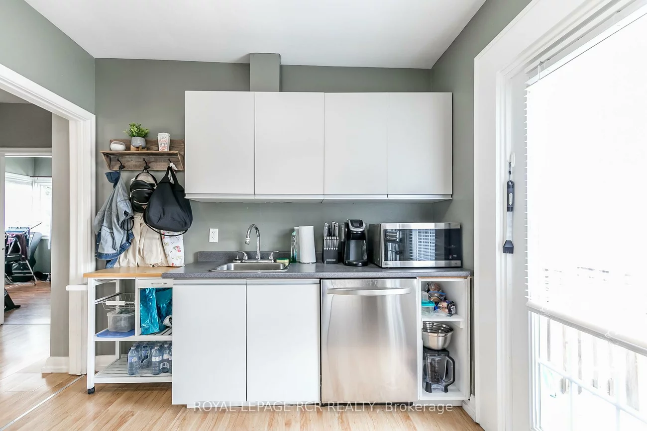 22, Centre, Bradford, Bradford West Gwillimbury