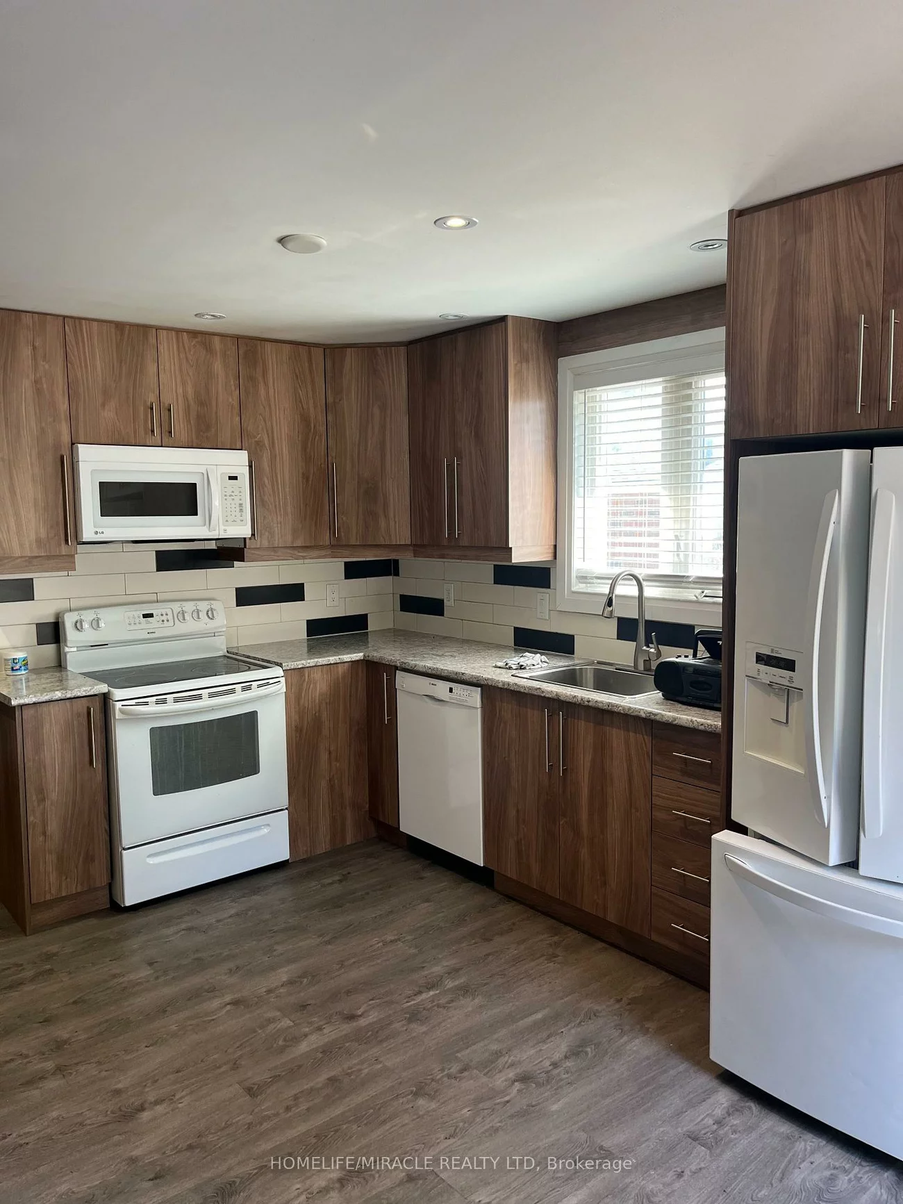 151, Collings, Bradford, Bradford West Gwillimbury