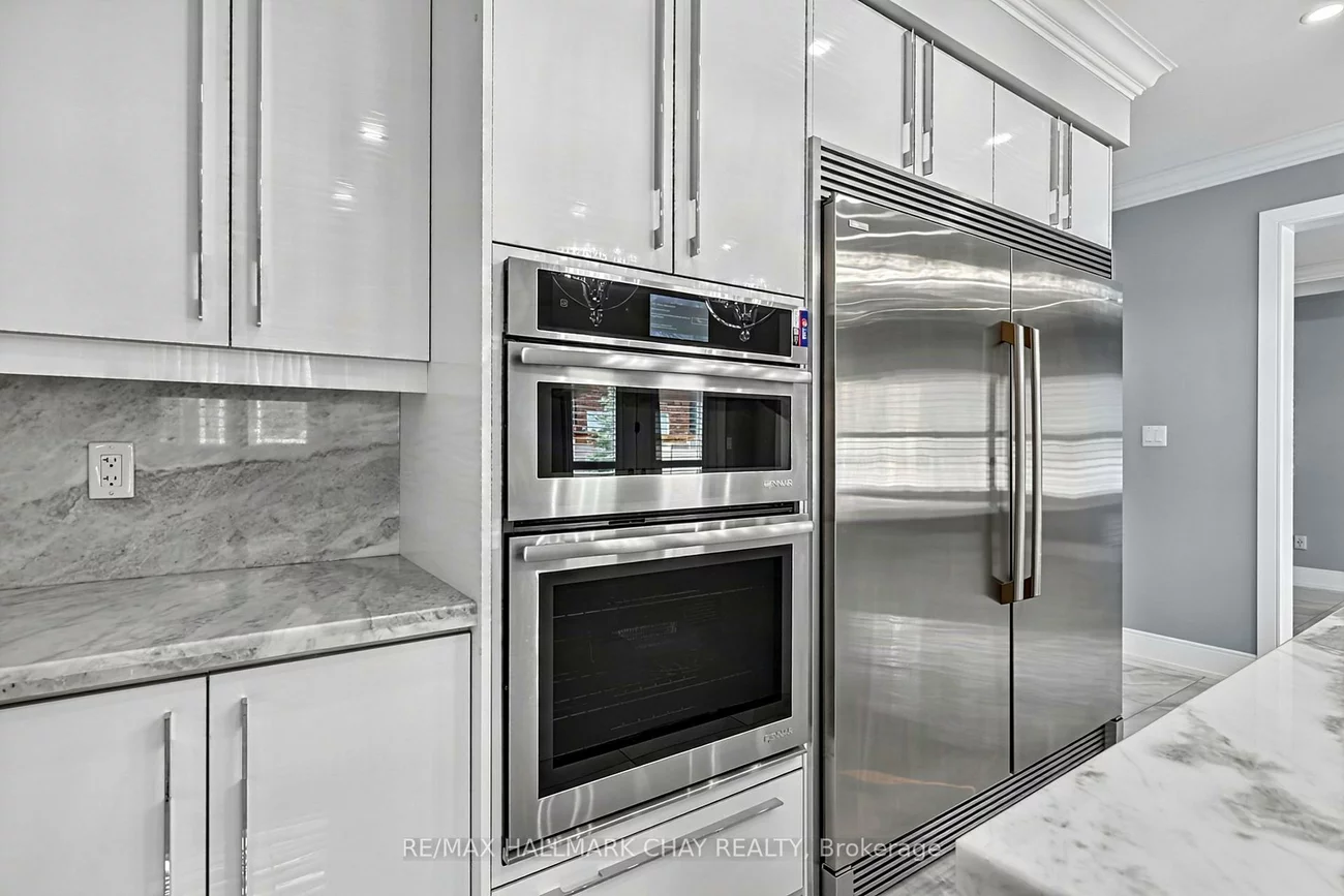 35, Tyndall, Bradford, Bradford West Gwillimbury