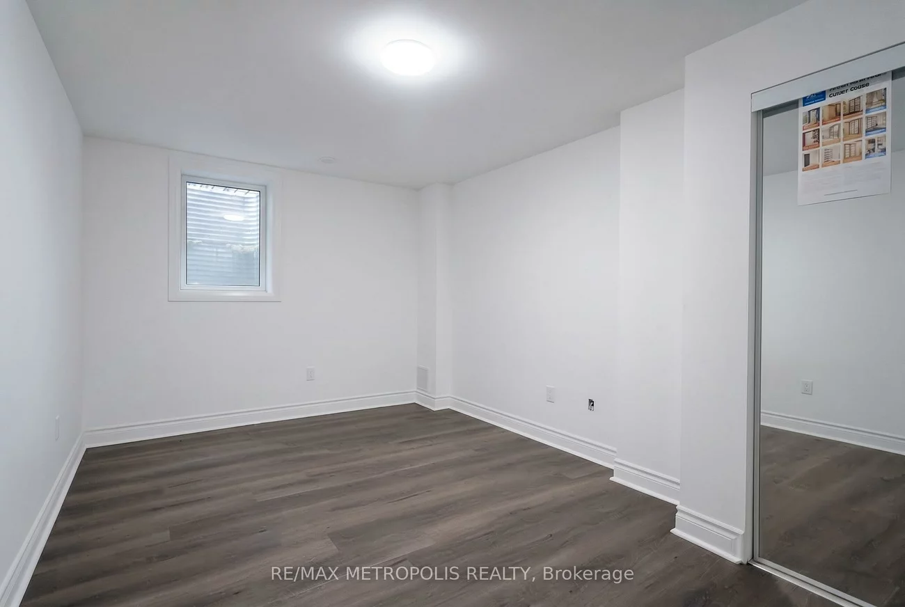11, Huron, Bradford, Bradford West Gwillimbury