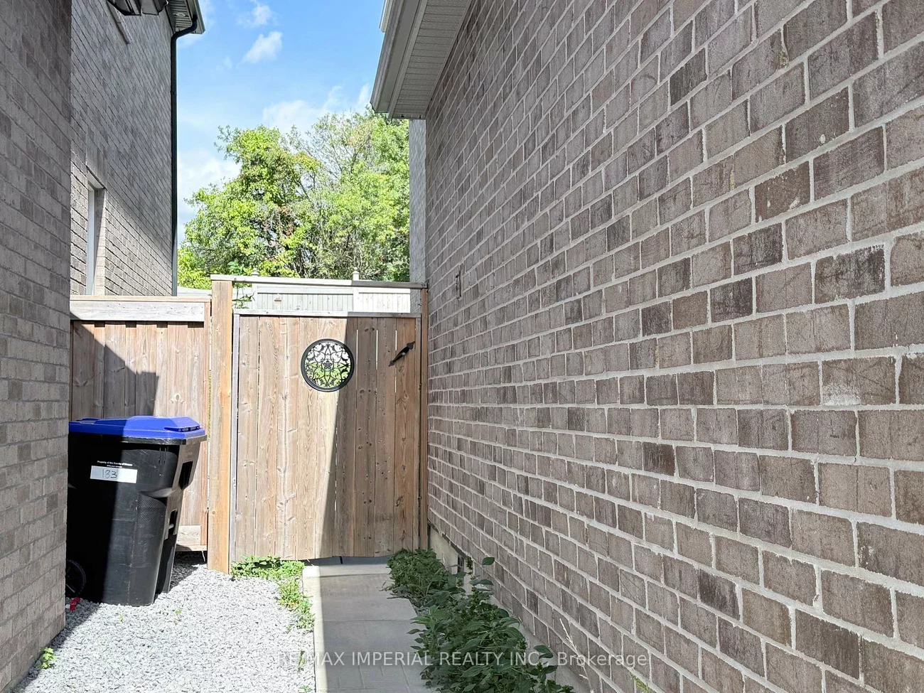 179, Chelsea, Bradford, Bradford West Gwillimbury