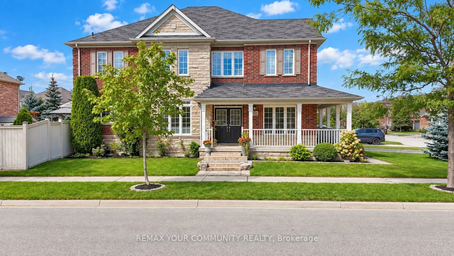 112, Downy Emerald, Bradford, Bradford West Gwillimbury