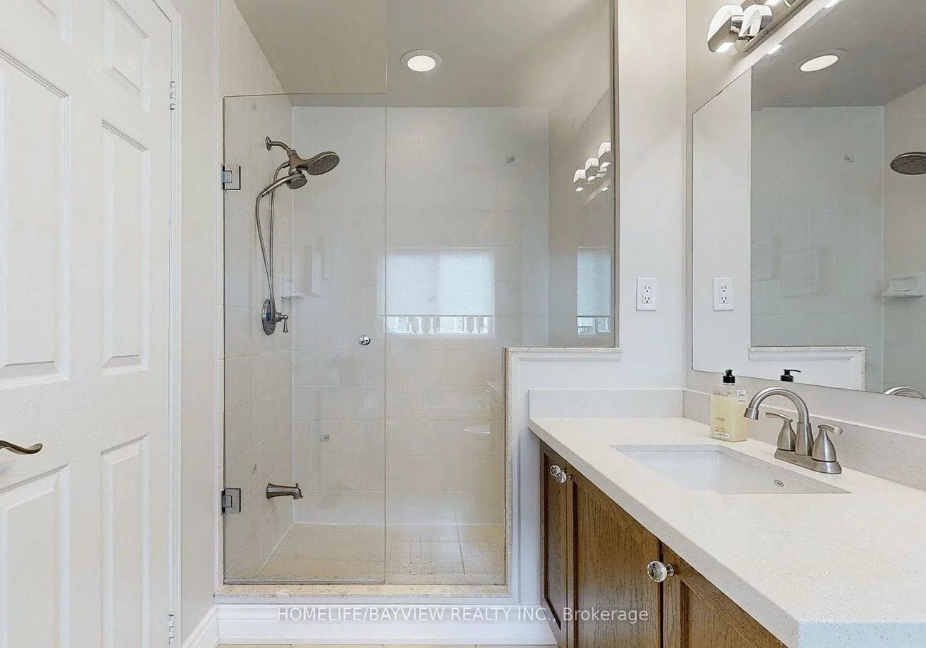 245, Orr, Bradford, Bradford West Gwillimbury