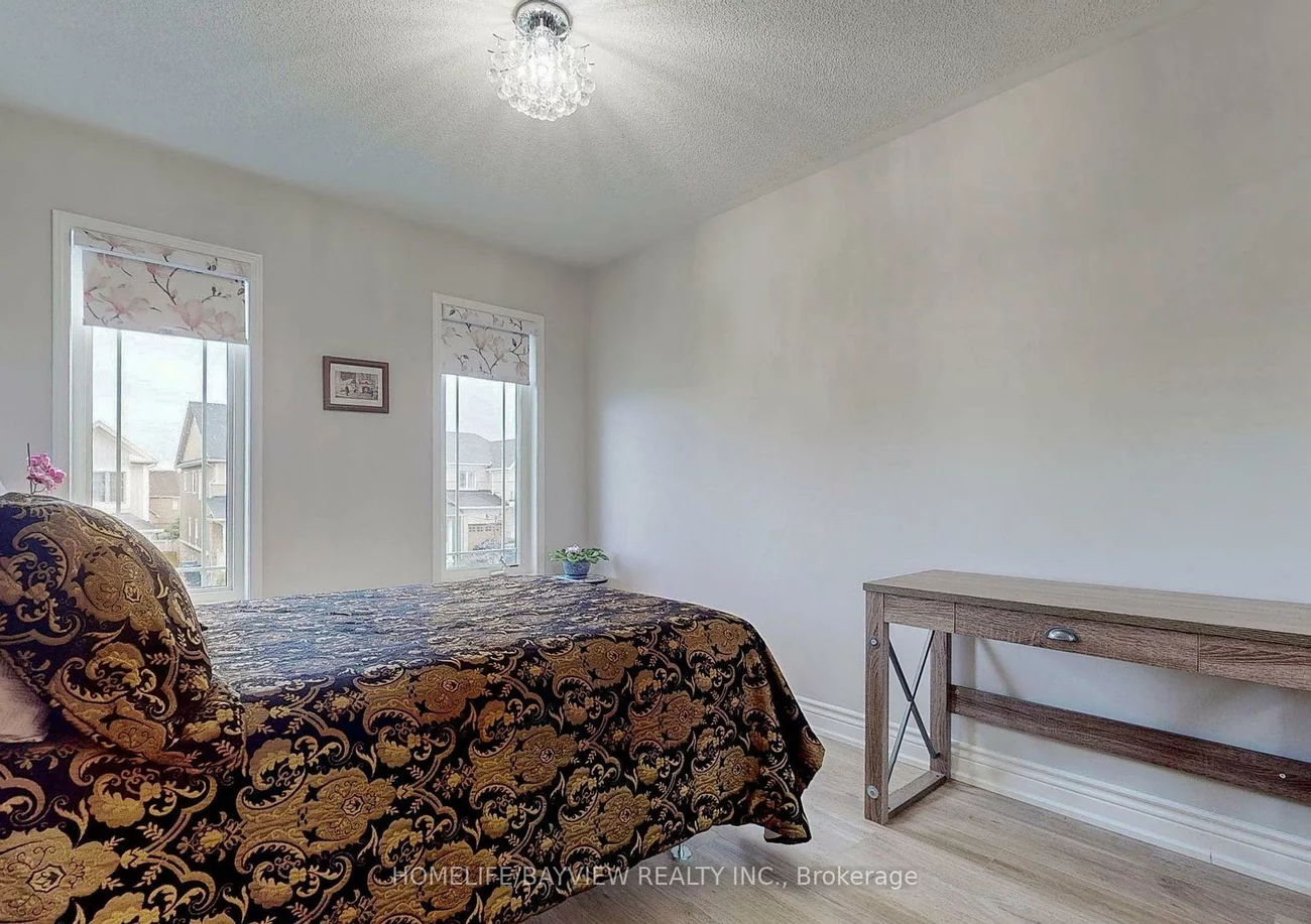 245, Orr, Bradford, Bradford West Gwillimbury