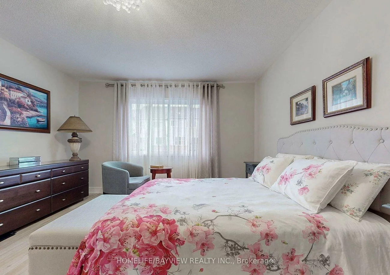 245, Orr, Bradford, Bradford West Gwillimbury