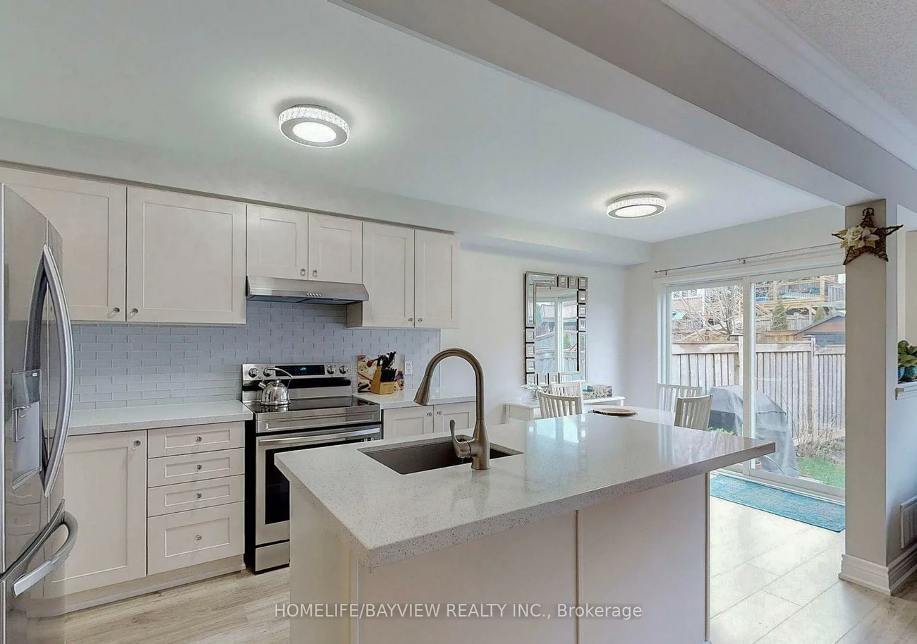 245, Orr, Bradford, Bradford West Gwillimbury