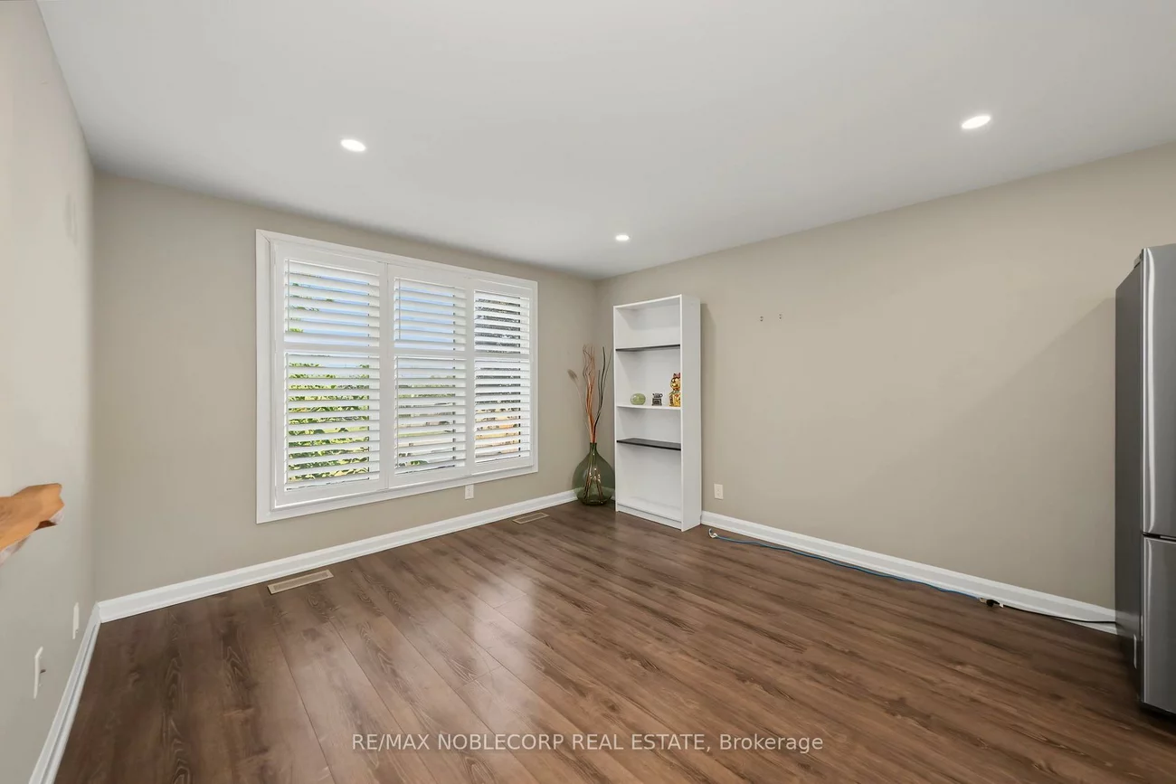 166, Collings, Bradford, Bradford West Gwillimbury