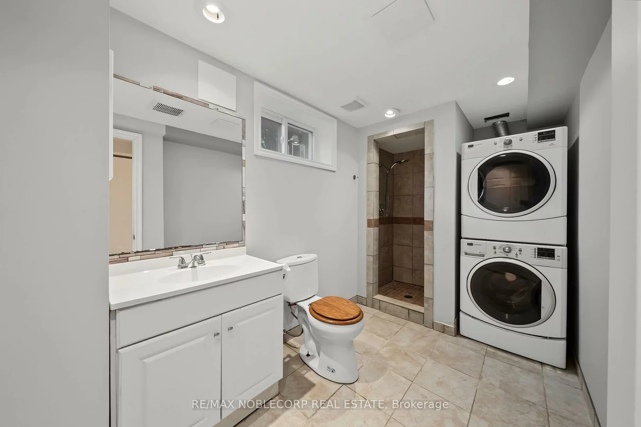 166, Collings, Bradford, Bradford West Gwillimbury