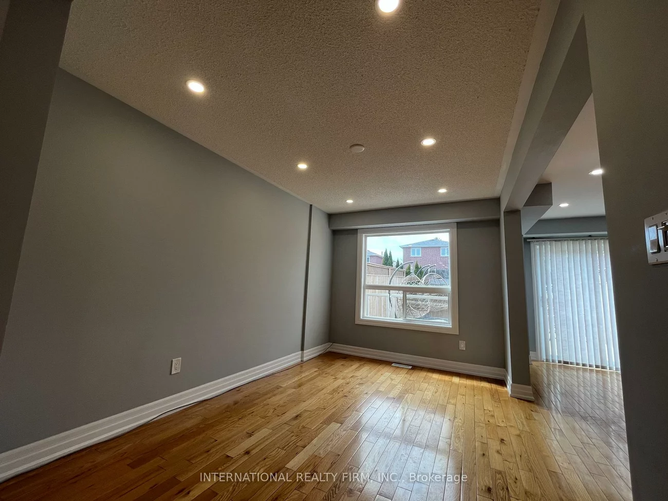 44, Natale, Bradford, Bradford West Gwillimbury