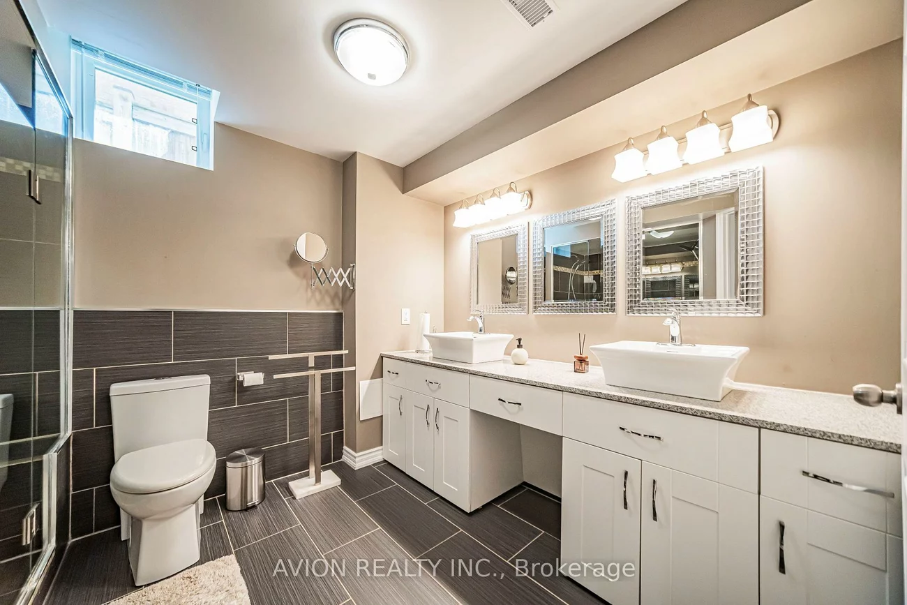 46, Rogers, Bradford, Bradford West Gwillimbury