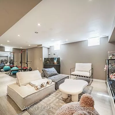 46, Rogers, Bradford, Bradford West Gwillimbury