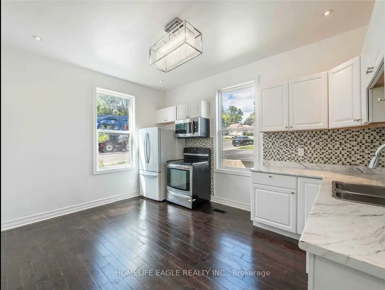 87, Simcoe, Bradford, Bradford West Gwillimbury