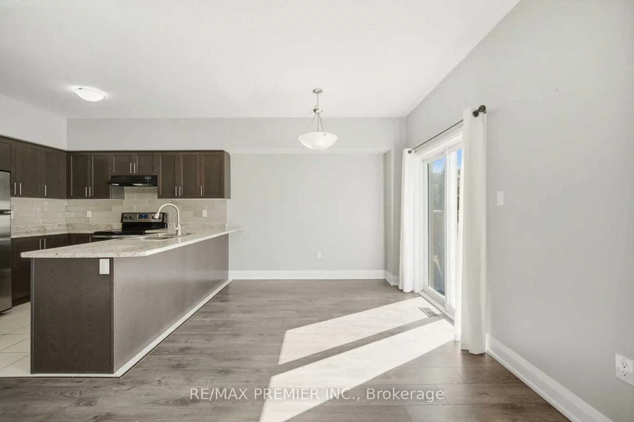 72, Luisa, Bradford, Bradford West Gwillimbury