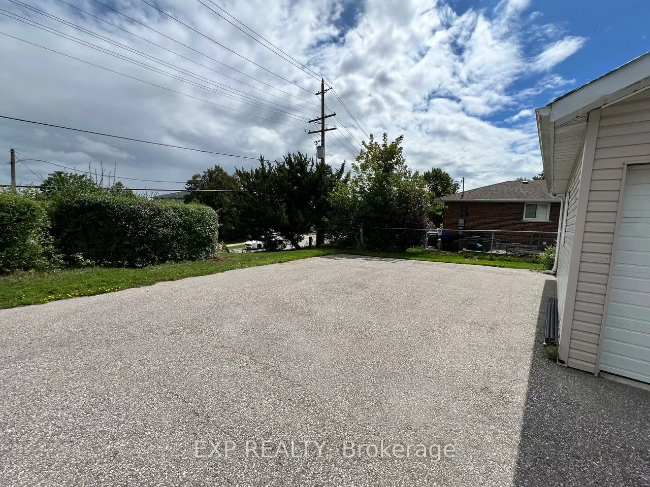 205, Simcoe, Bradford, Bradford West Gwillimbury