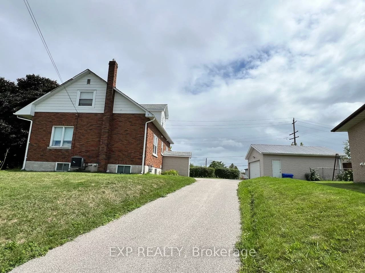 205, Simcoe, Bradford, Bradford West Gwillimbury