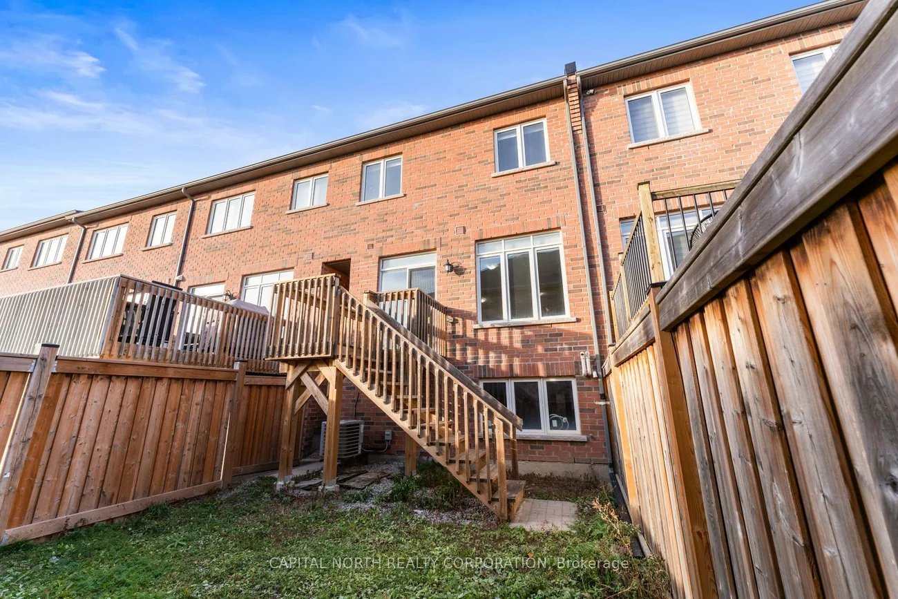 84, Fortis, Bradford, Bradford West Gwillimbury