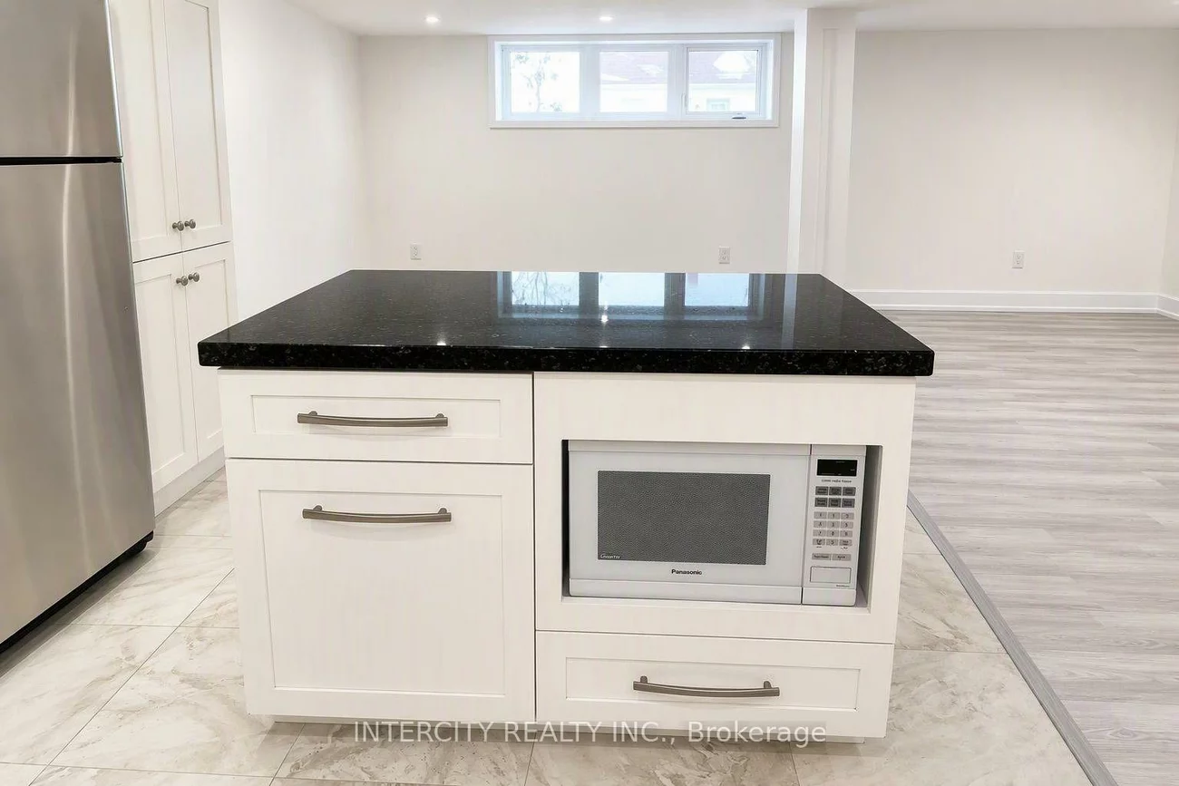 46, Bingham, Bradford, Bradford West Gwillimbury