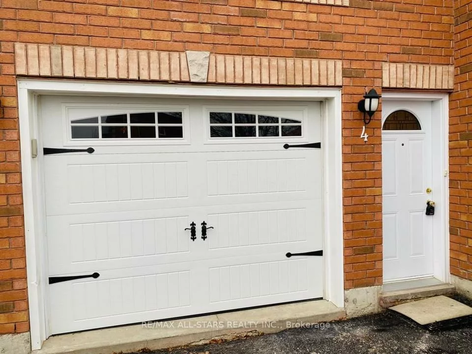 4, Smith, Bradford, Bradford West Gwillimbury