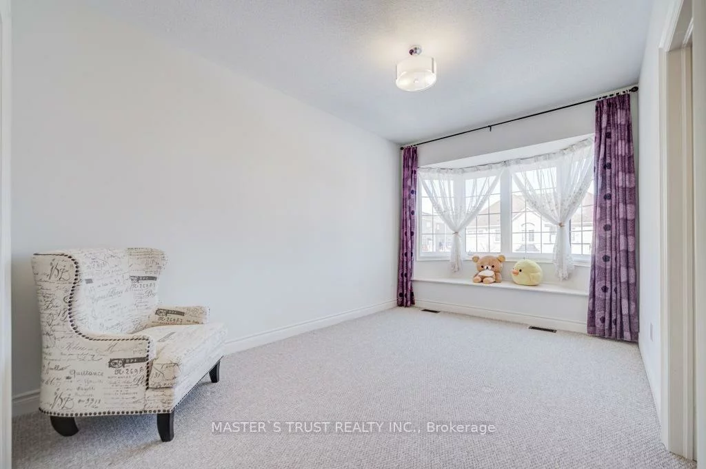 57, Tupling, Bradford, Bradford West Gwillimbury