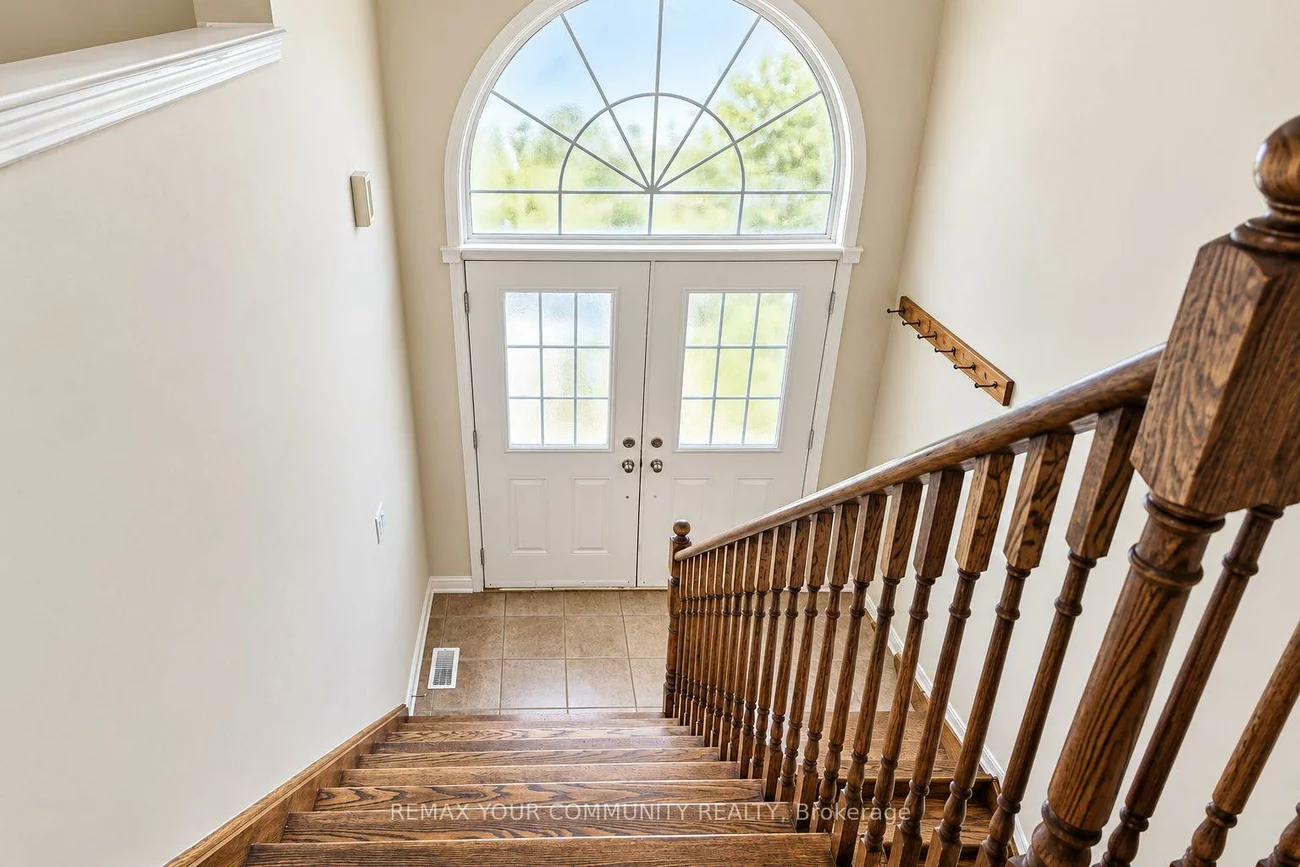 10, Armstrong, Bradford, Bradford West Gwillimbury